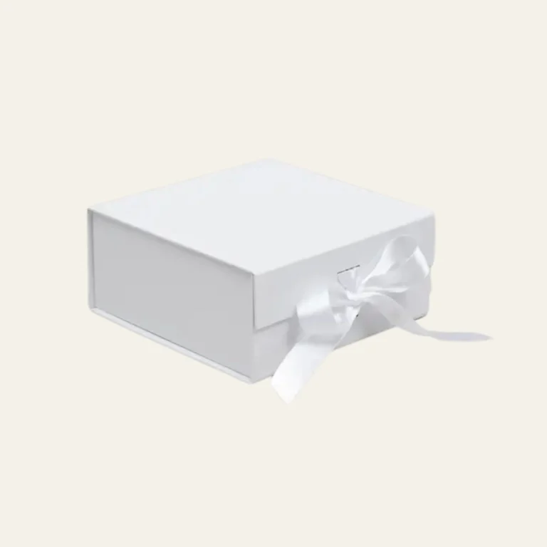 White Large Square Magnetic Boxes With Changeable Ribbon - Hot Custom Boxes