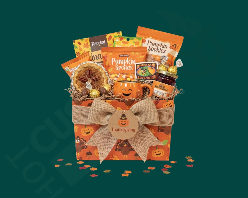 Holiday-Themed Snack Boxes