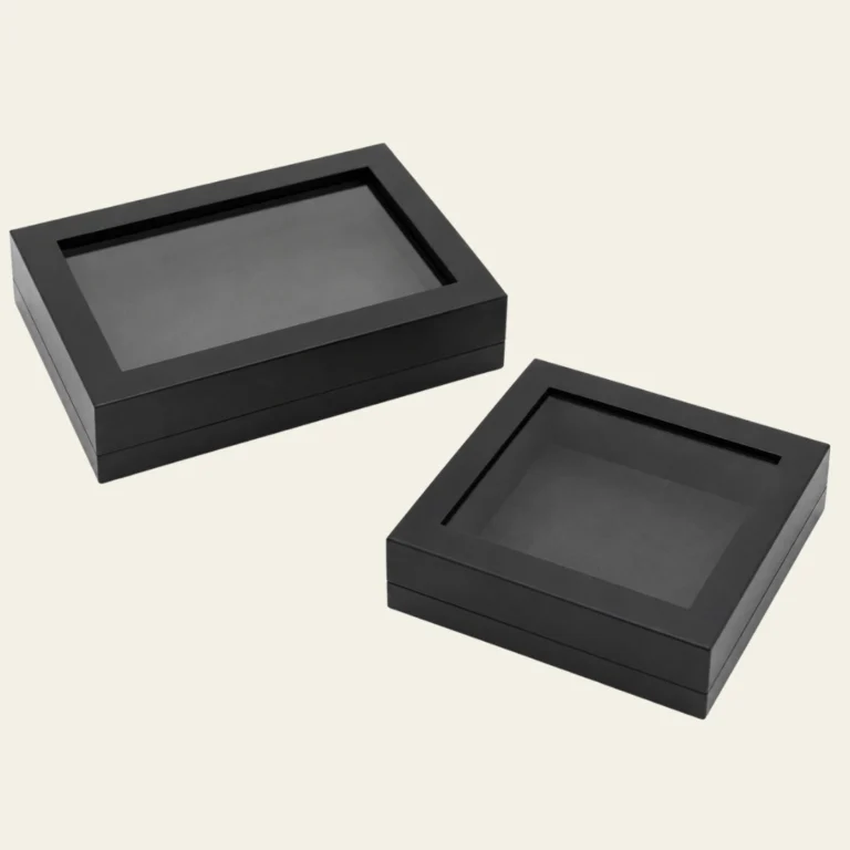 Small_Black_Frame_Box_1
