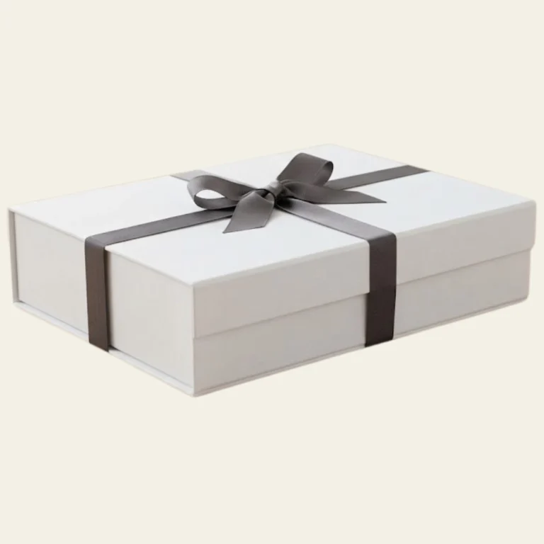 White_Shirt_Gift_Boxes_4